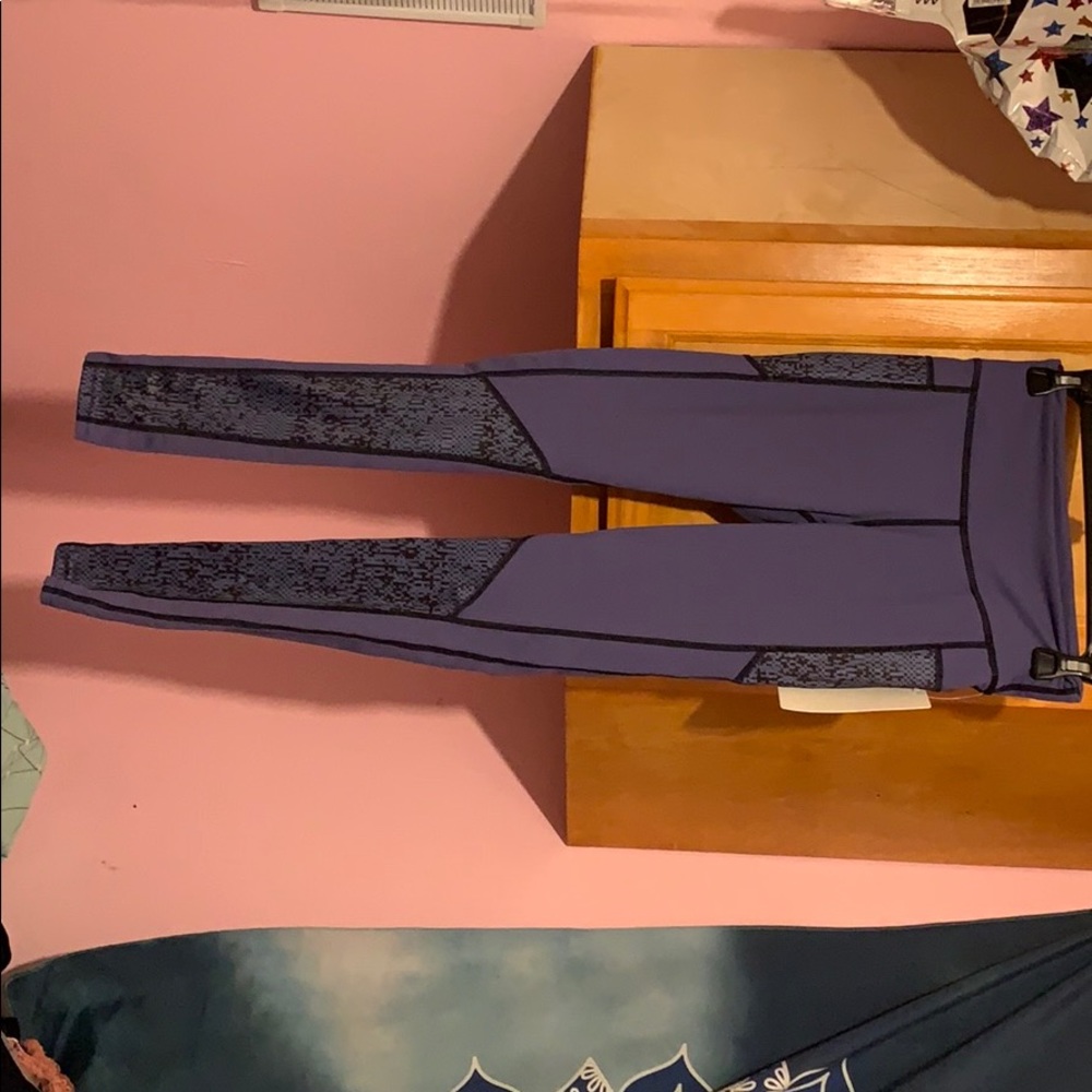 Max studio sport leggings